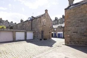 Altido Charming mews flat near the Dean Bridge - Image 3