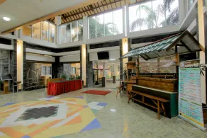 University Hotel Yogyakarta - Image 2