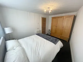 Beautiful Private Detached 1-bed Bungalow - Image 3