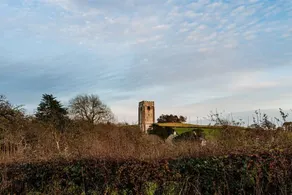 The Old Coach House - Converted barn with private garden parking and fireplace - Image 4