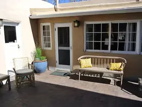 Artist Adobe - Blocks from The Plaza and Rail Yard, Southwestern Charm, Modern Touches - Image 2