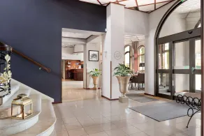 Best Western Plus Grand Hotel - Image 2