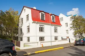 A Part of Reykjavík Apartments - Bjarkargata - Image 4