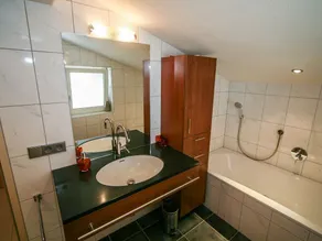 Sandra See in See With 2 Bedrooms and 1 5 Bathrooms - Image 5