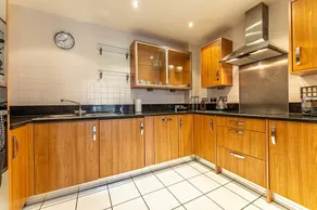 Riverside House by Celador Apartments - Image 2