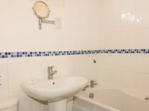 Chalet H5 - Image 3
