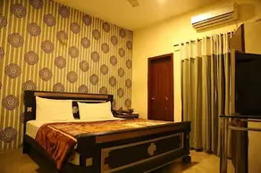 Hotel Sweet Inn - Image 5