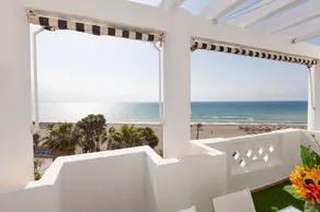 Banus Waterfront Penthouse - Image 3