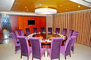 Dinis Hotel (Luoyang Kaiyuan) - Image 2