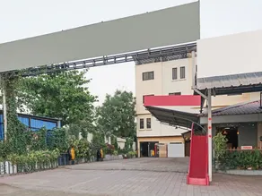 OYO 29114 Suraj Residency - Image 4