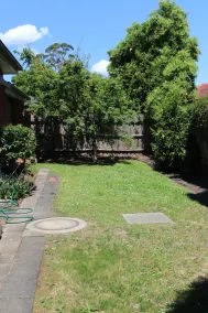 Australian Home Away Ringwood at Bardia - Image 4