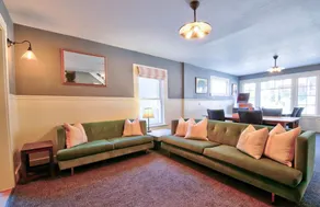 Hotel Charlotte - Image 5