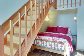 Ocean Cove Inn - Image 2