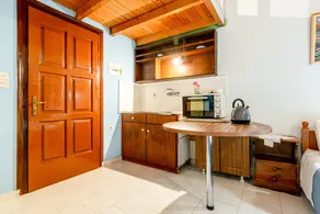 Dopia's Garden Studios - Image 5