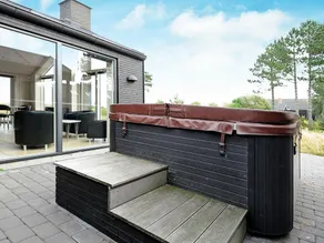 10 Person Holiday Home in Romo - Image 3