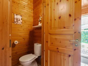 Luxurious Chalet in Guelders by the Forest - Image 5
