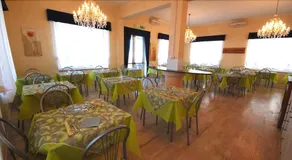 Hotel Lungomare - Image 2