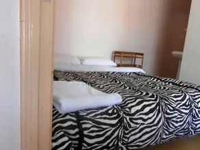 Central Hotel - Image 4