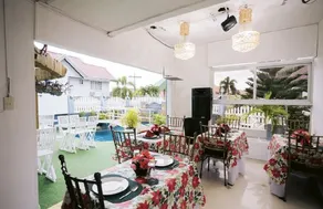 Grand Peninsula Suites - Image 4