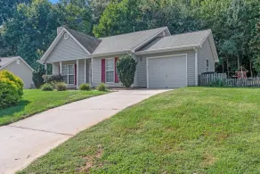Peaceful Getaway In Greensboro 3 Bedroom Home by Redawning - Image 4
