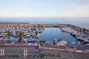 Seaport views - Image 3