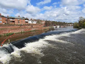 Unique Chester Racecourse Apartment - Image 5