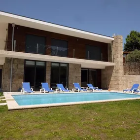 Luxurious Villa in Vieira do Minho - Private Pool - Image 2