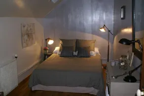 Aux Fenêtres Du Château - Image 3