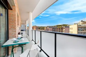 Ferienwohnung mit Garten, Terrasse und Pool | Neben dem Strand | Haustiere sind willkommen - Image 2