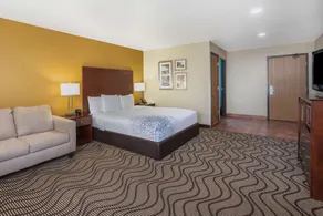 La Quinta Inn & Suites Castlerock - Image 3
