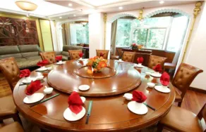 Muslim Hotel - Image 3