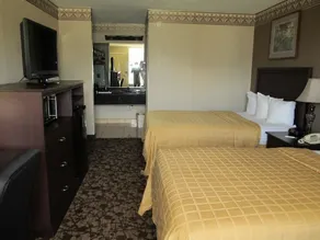 Magnuson Hotel Idabel - Image 4