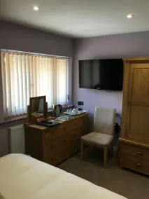 Whaddon Grove House - B&B - Image 3