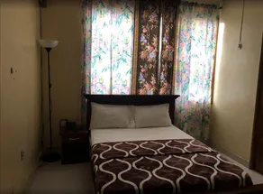 Liana Hotel - Image 2