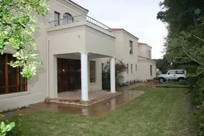 The Crescent - Image 3
