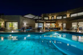 Captivating 5br Pool Villa Close Navarino Golf - Image 3