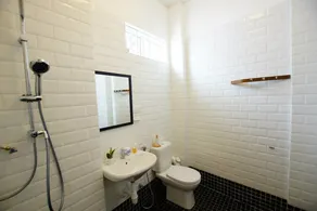 Wil House - Image 4