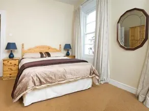 The Village Bed & Breakfast - Image 5