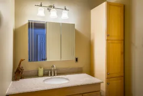 Abbott Road Suites - Image 5