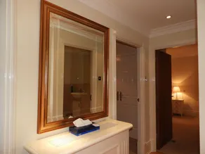 Grosvenor Apartments - Image 4