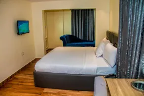 ADUN SUITES - Image 4