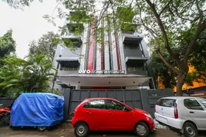 OYO Flagship 573 Chakala Sahar Road - Image 2
