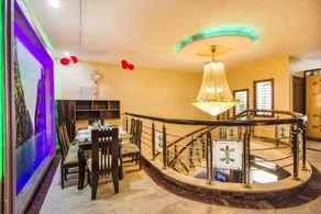 Queen Palace by FabHotel - Image 4