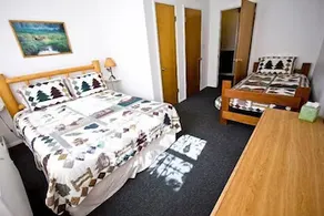 Bear Creek Lodge - Image 4
