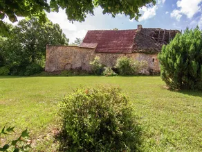 Spacious Farmhouse with Private Garden in Saint-Cybranet - Image 3