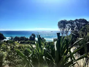 Stradbroke Island Beach Hotel & Spa Resort - Image 3