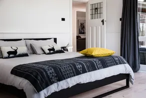 Cornish Hill House - Image 5