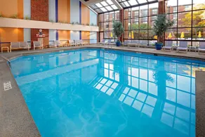Hartford Marriott Farmington - Image 2