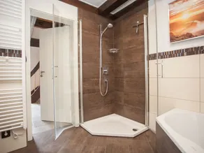 Stylish holiday home near Winterberg with private sauna house, terrace and garden - Image 2