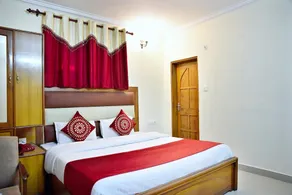 Hotel Crystal - Image 2